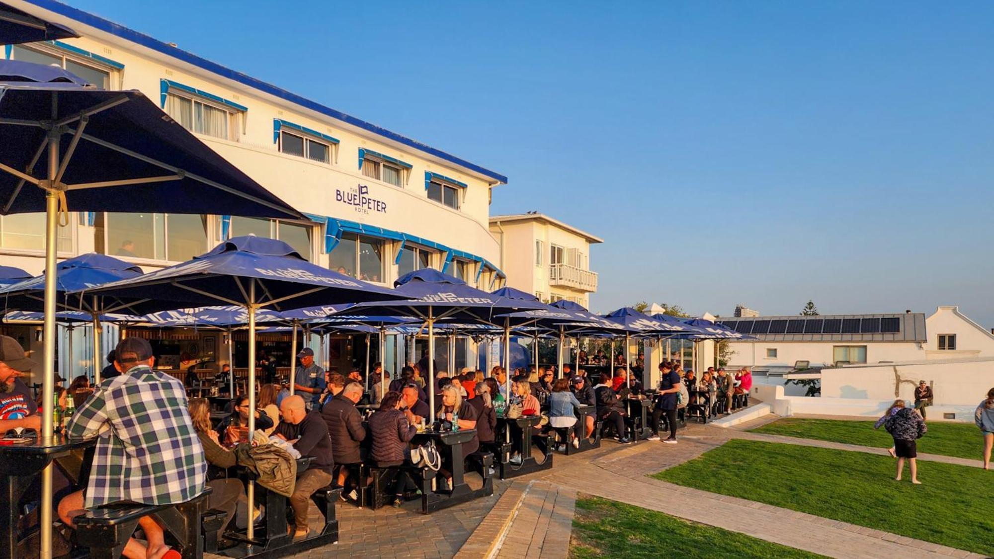 The Blue Peter Hotel Bloubergstrand Exterior foto