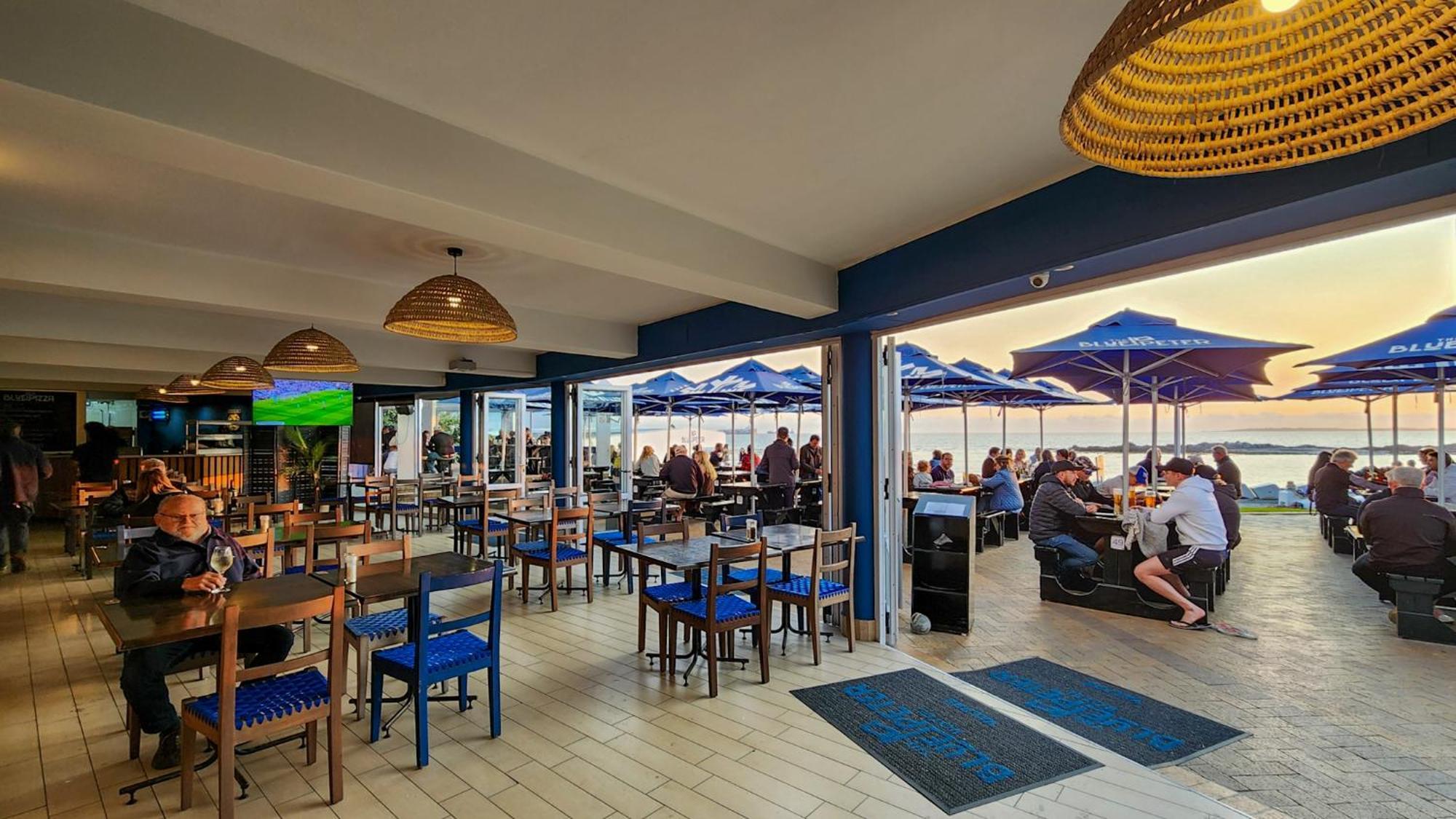 The Blue Peter Hotel Bloubergstrand Exterior foto