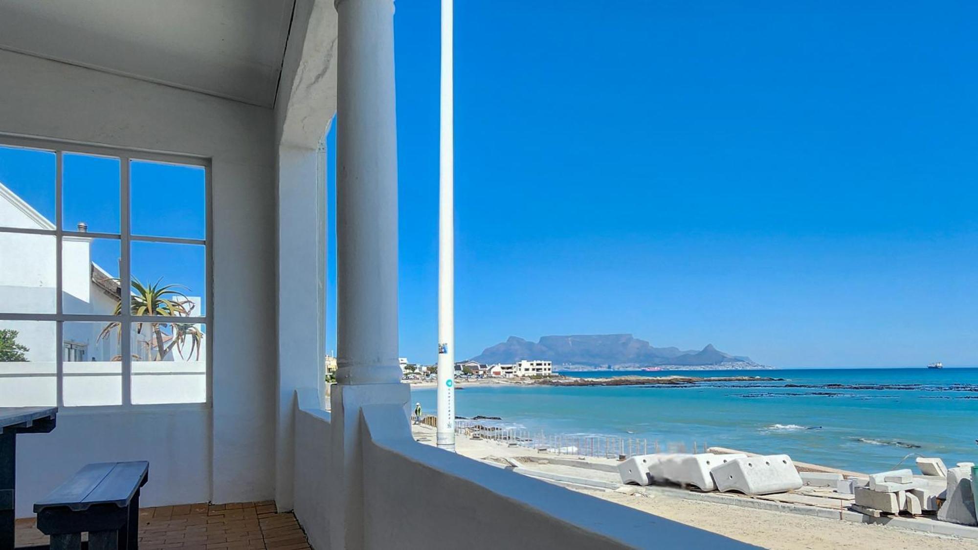 The Blue Peter Hotel Bloubergstrand Exterior foto